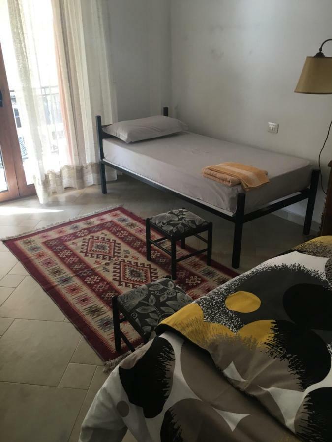 Nina Guest House Tirana Exterior foto